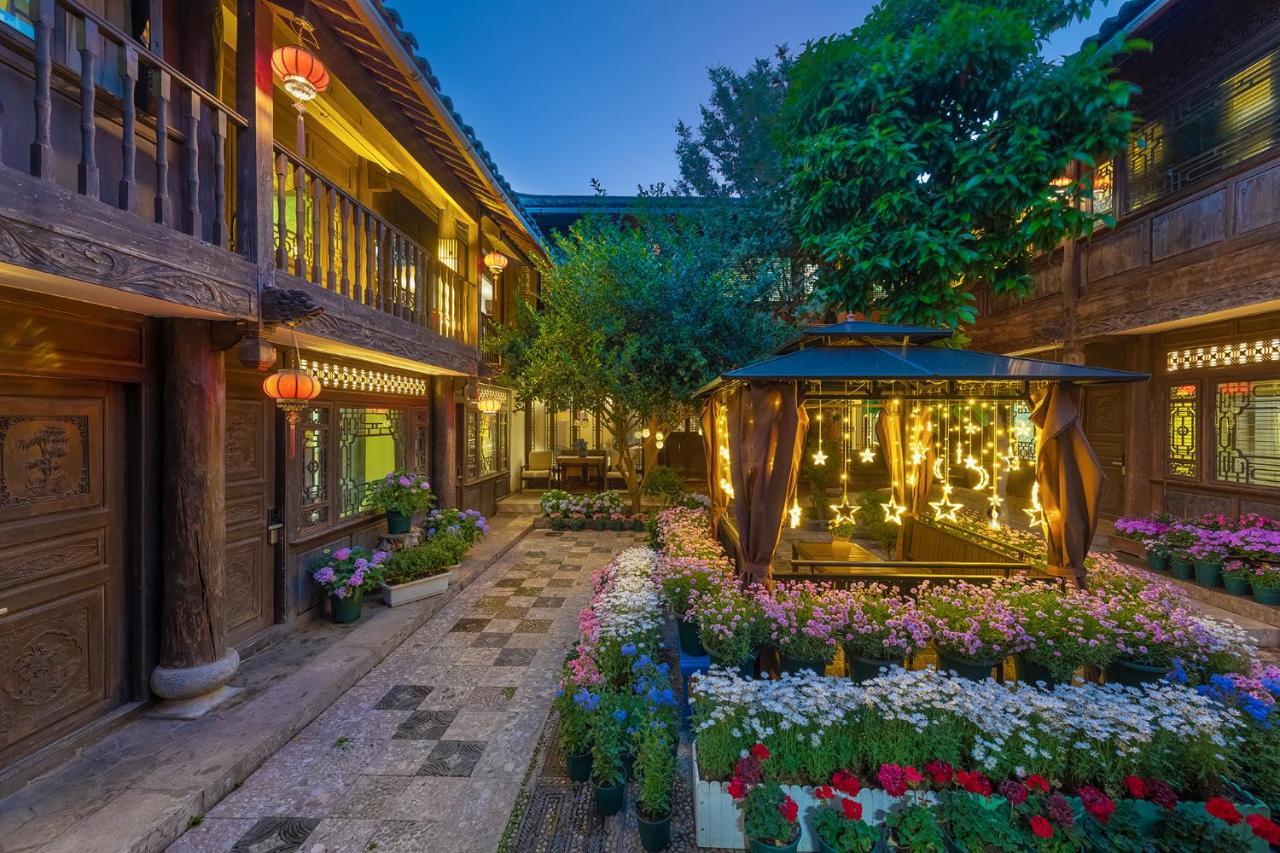 Lijiang Gui Yuan Tian Ju Guesthouse Exterior photo